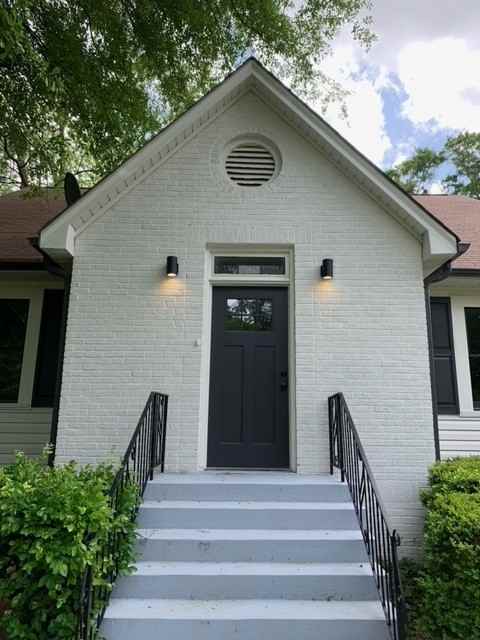 1962 Washington Rd - Photo 2 of 27