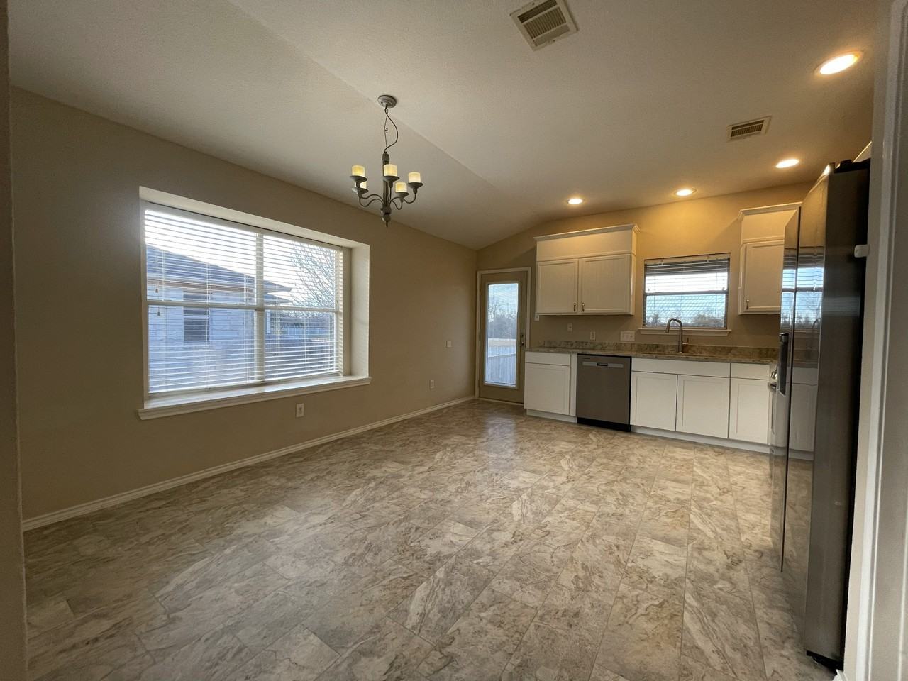 803 Middle Brook Dr #1 - Photo 4 of 22