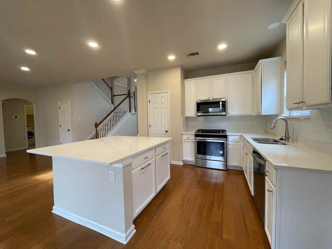 11412 Barbrook Cv #1 - Photo 7 of 36