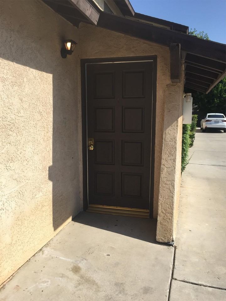 809 Deseret Way #A - Photo 2 of 2