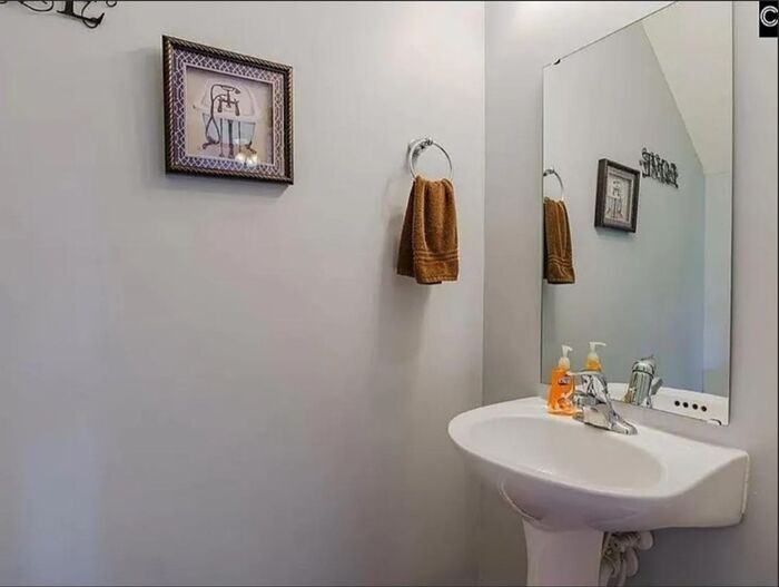 204 Meyer Ln - Photo 6 of 6