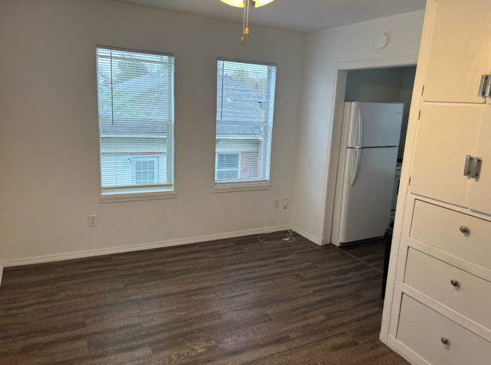 1842A Nw 12th St #2 - Photo 6 of 8