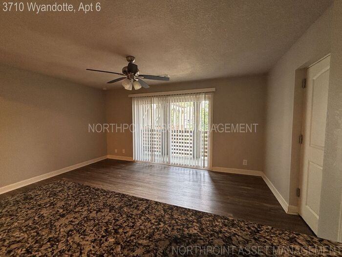 3710 Wyandotte St #6 - Photo 5 of 9