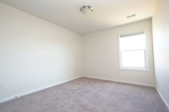 3805 Yorkshire Pl - Photo 6 of 9