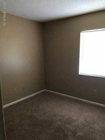 808 Meadowbrook Dr #1 - Photo 5 of 15