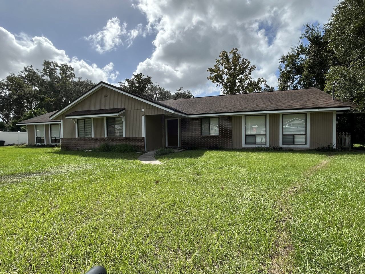 808 Meadowbrook Dr #1 - Photo 6 of 15