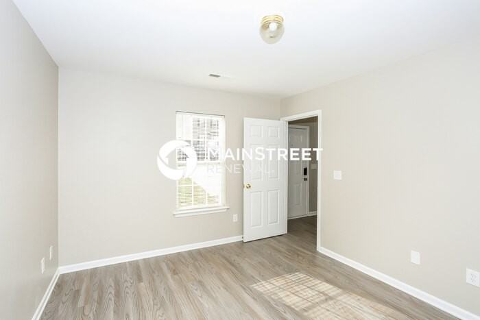 5617 Joshua Ln - Photo 6 of 17