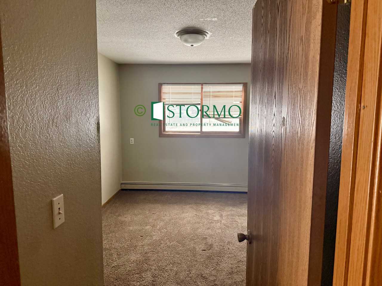 Fourteenth Street Apartments - Photo 6 of 7