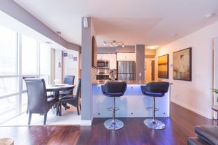 30 Grand Trunk Cres - Photo 1 of 1