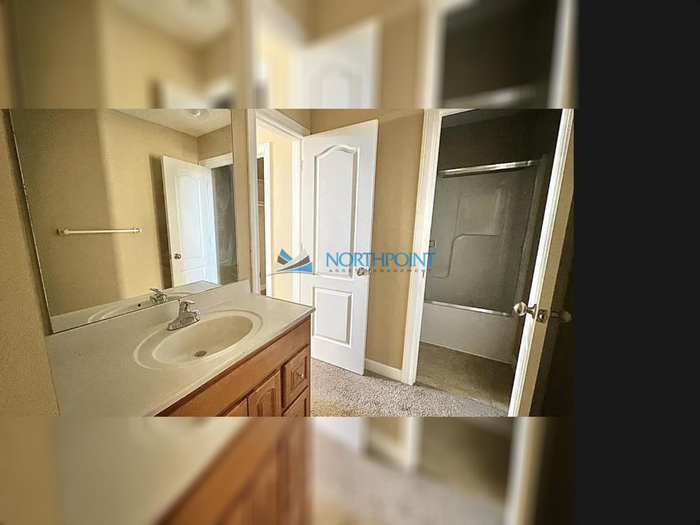 920 Sw Imperial Ln #920 - Photo 6 of 8