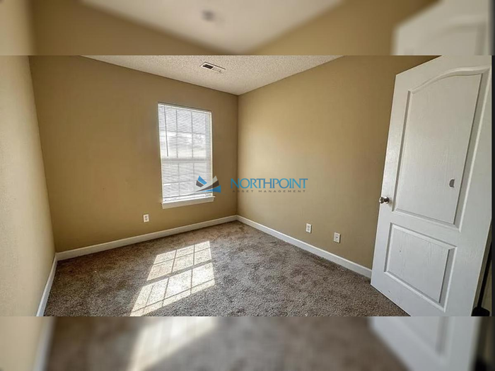 920 Sw Imperial Ln #920 - Photo 7 of 8