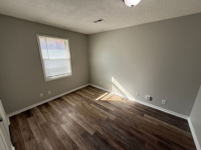 404 Sw 6th St #404 - Photo 5 of 6