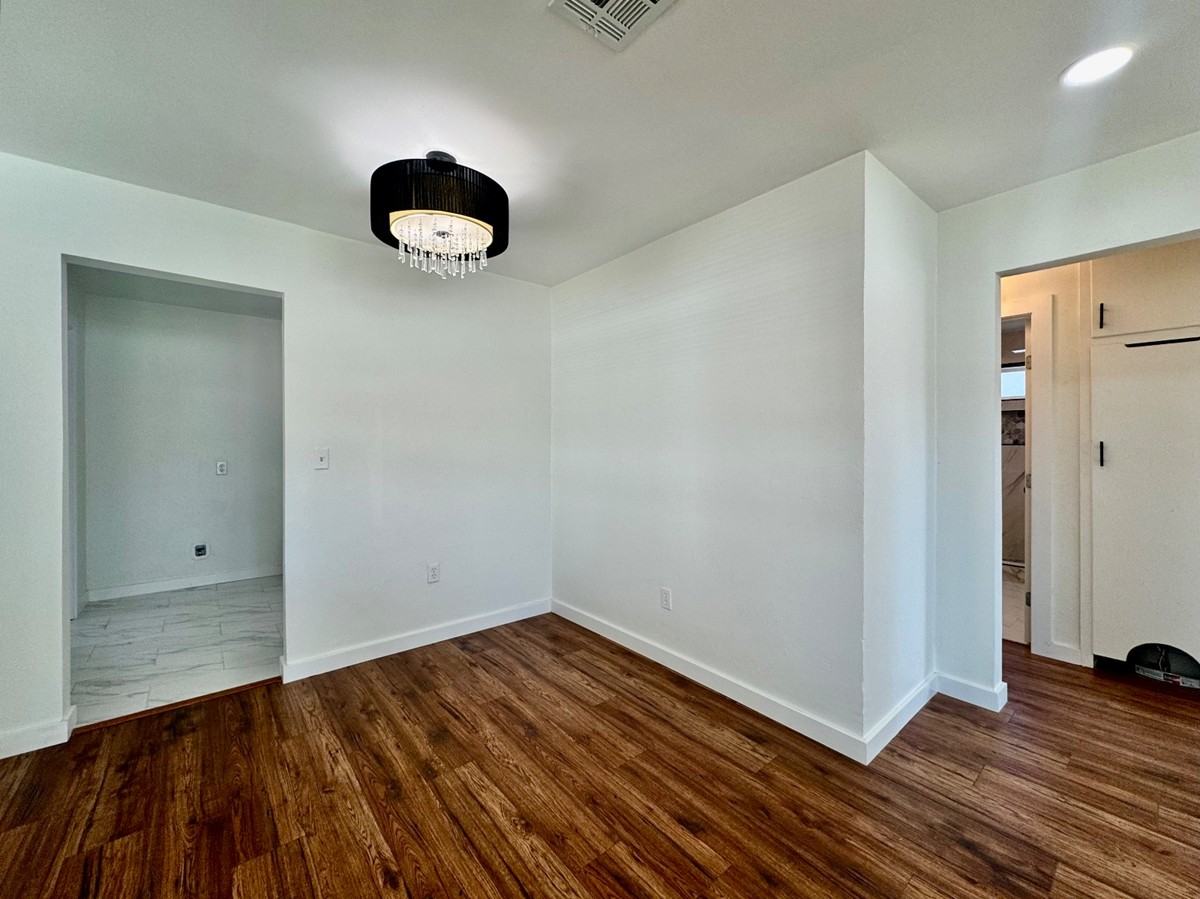 809 Procter Pl #1 - Photo 7 of 29