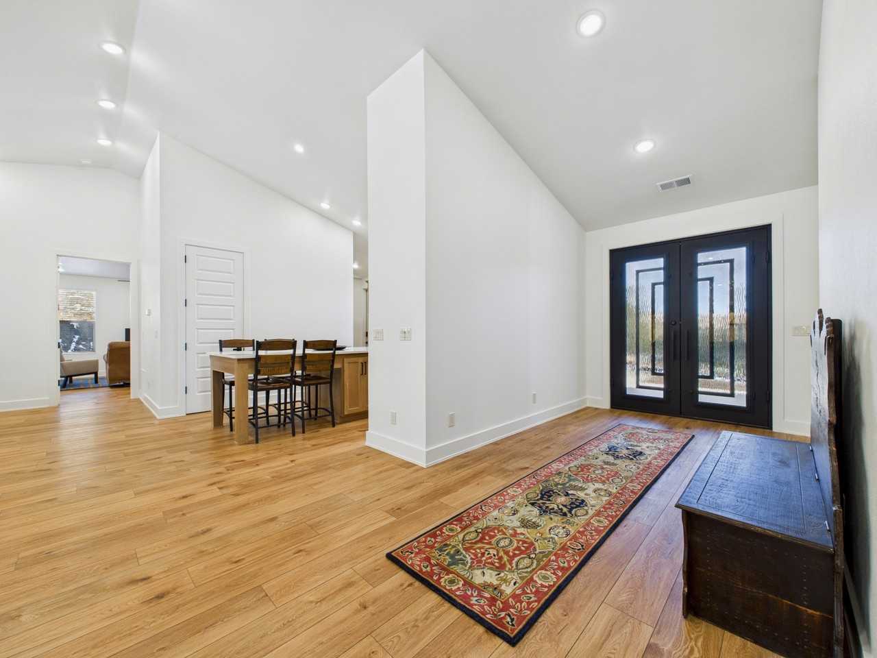 113 Coker Ln #1 - Photo 5 of 30