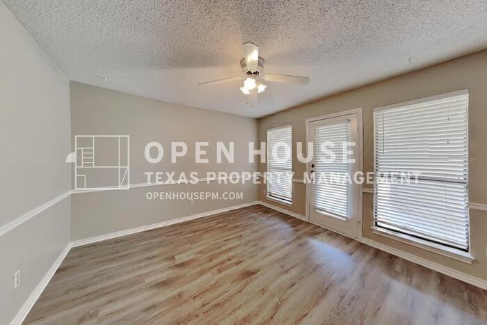 1906 Lavaca Trl - Photo 7 of 33