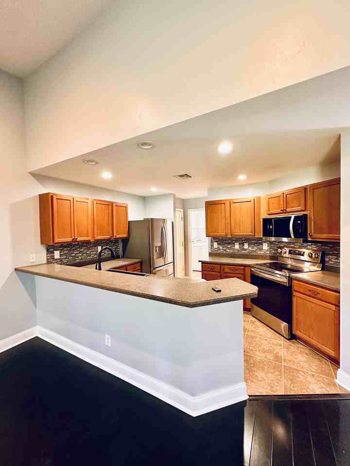 9375 Aegean Cir #0 - Photo 4 of 39