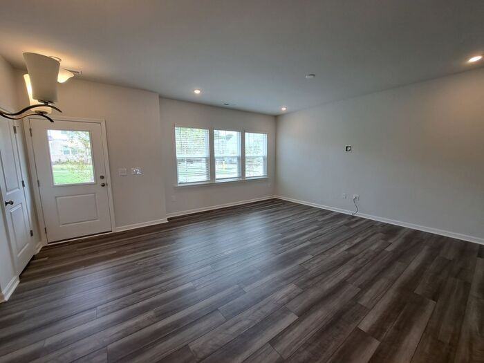 403 Parker Station Ave #403 - Photo 2 of 26