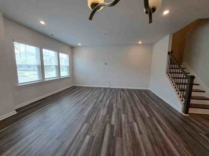 403 Parker Station Ave #403 - Photo 3 of 26