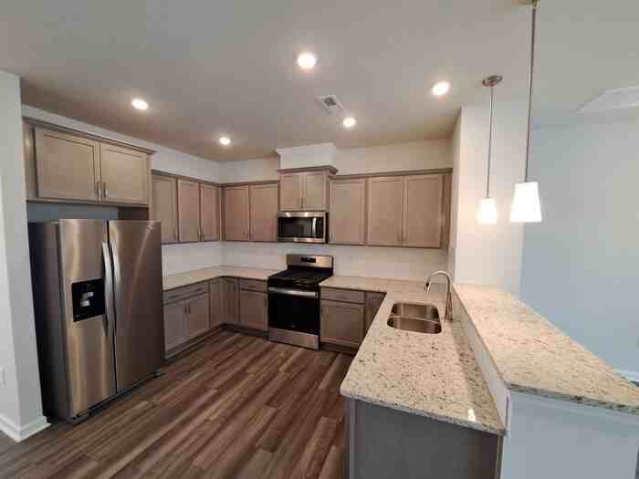 403 Parker Station Ave #403 - Photo 4 of 26