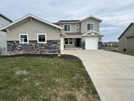 8111 N Sycamore Ave - Photo 1 of 1