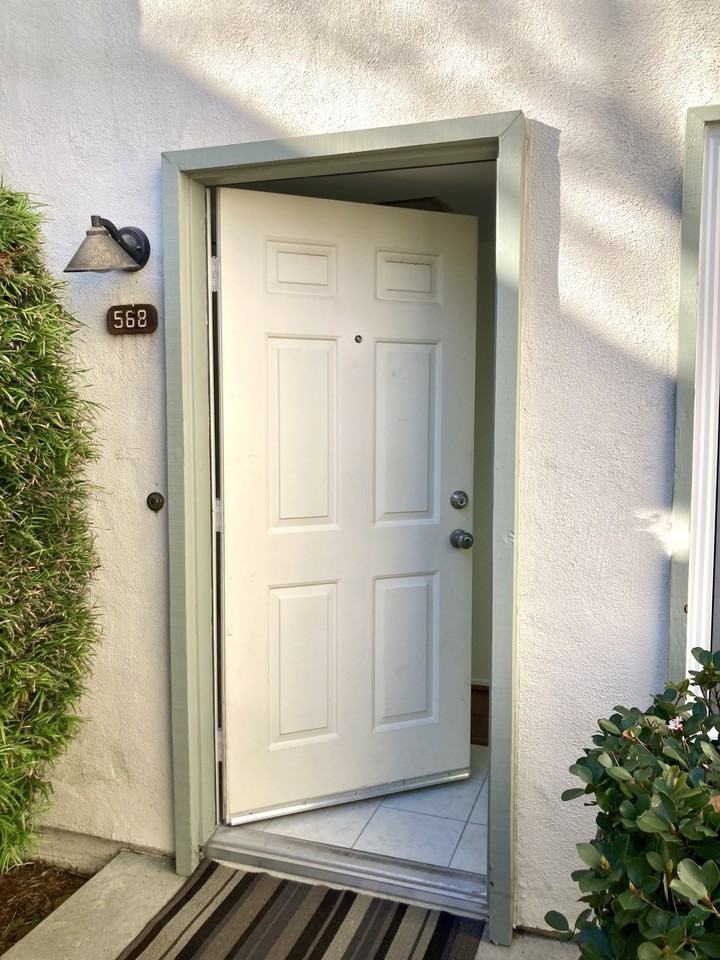 568 Mills Way - Photo 2 of 21