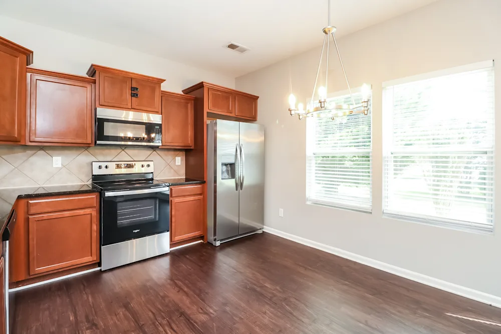 813 Georgia Oak Ln #NA - Photo 2 of 10