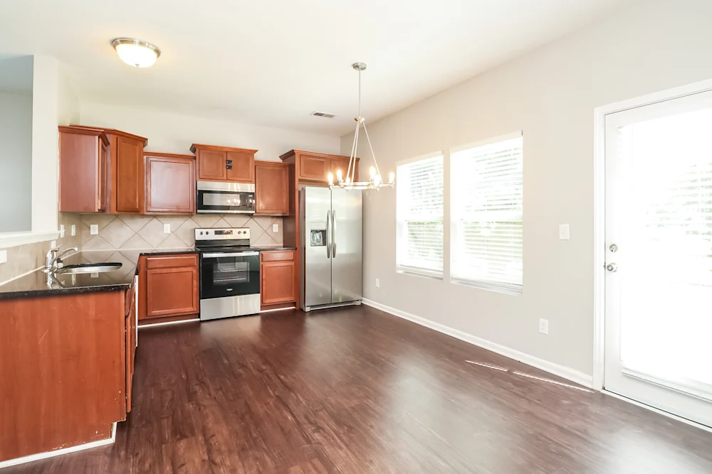 813 Georgia Oak Ln #NA - Photo 3 of 10