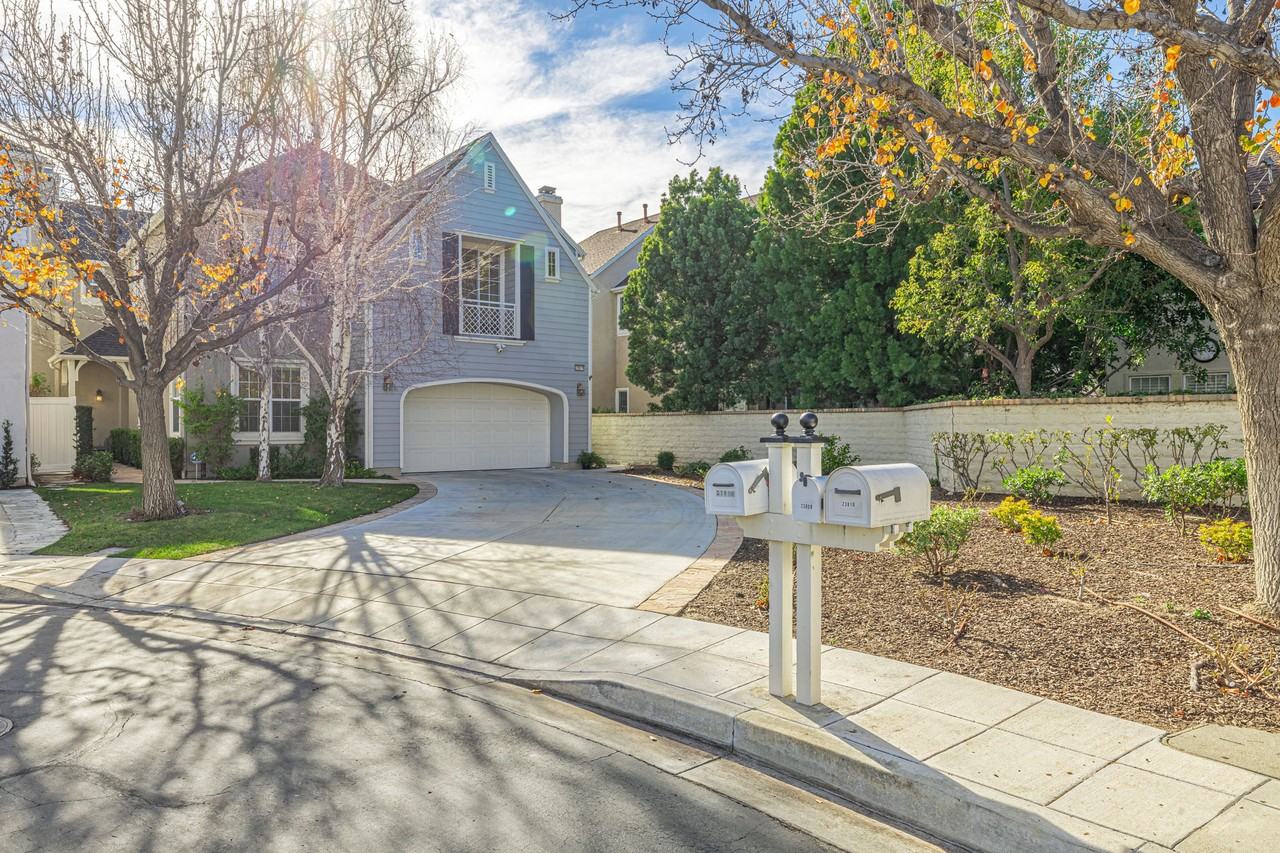 23810 Bayview Ct #NA - Photo 4 of 50