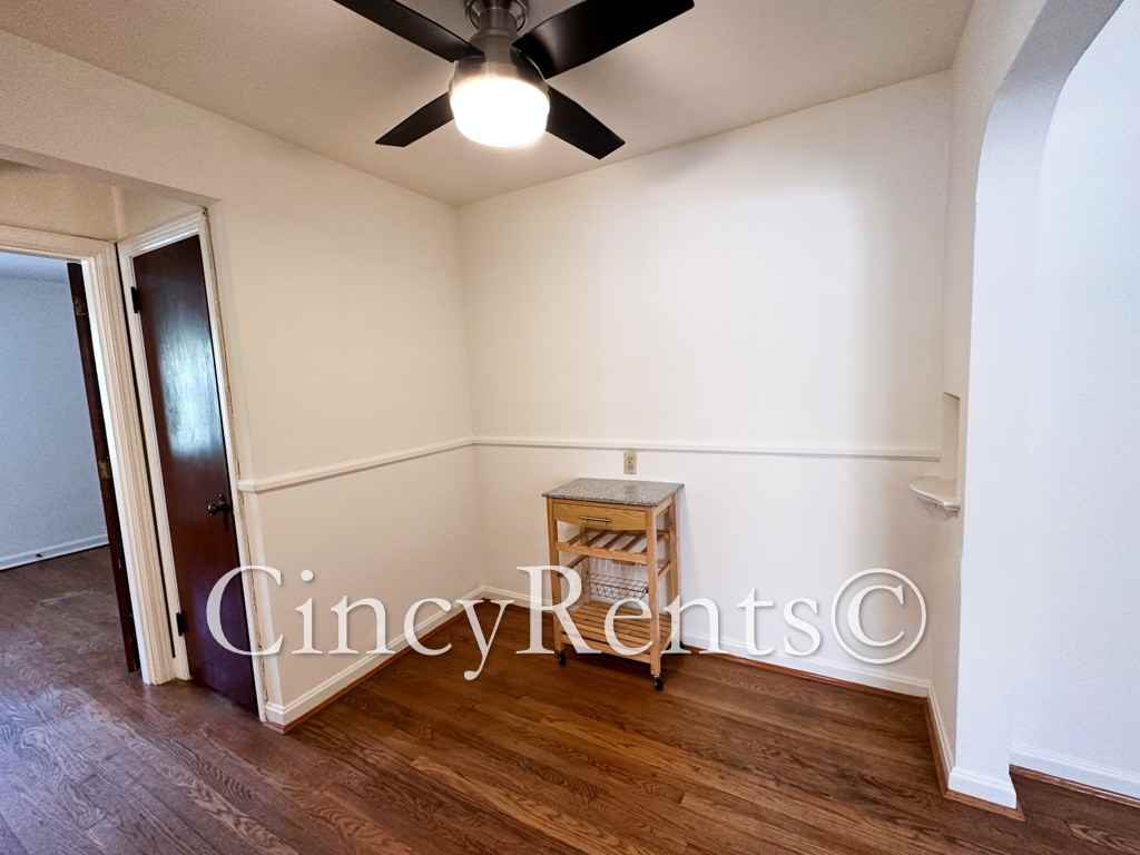 2786 Observatory Ave #8 - Photo 5 of 14