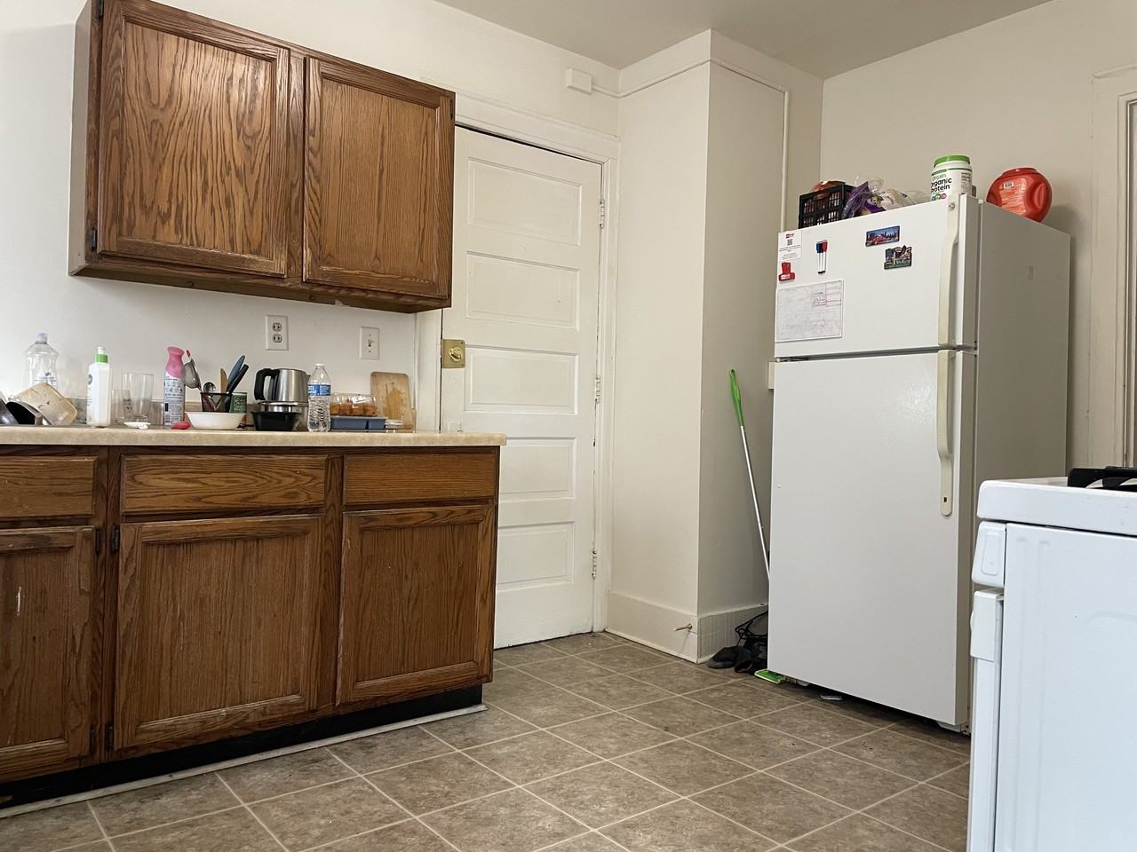 834 E Gorham St #2 - Photo 6 of 21