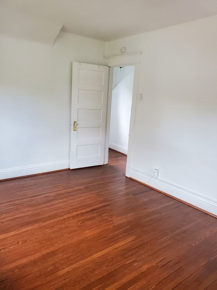 6113 Arbor St #NA - Photo 3 of 12