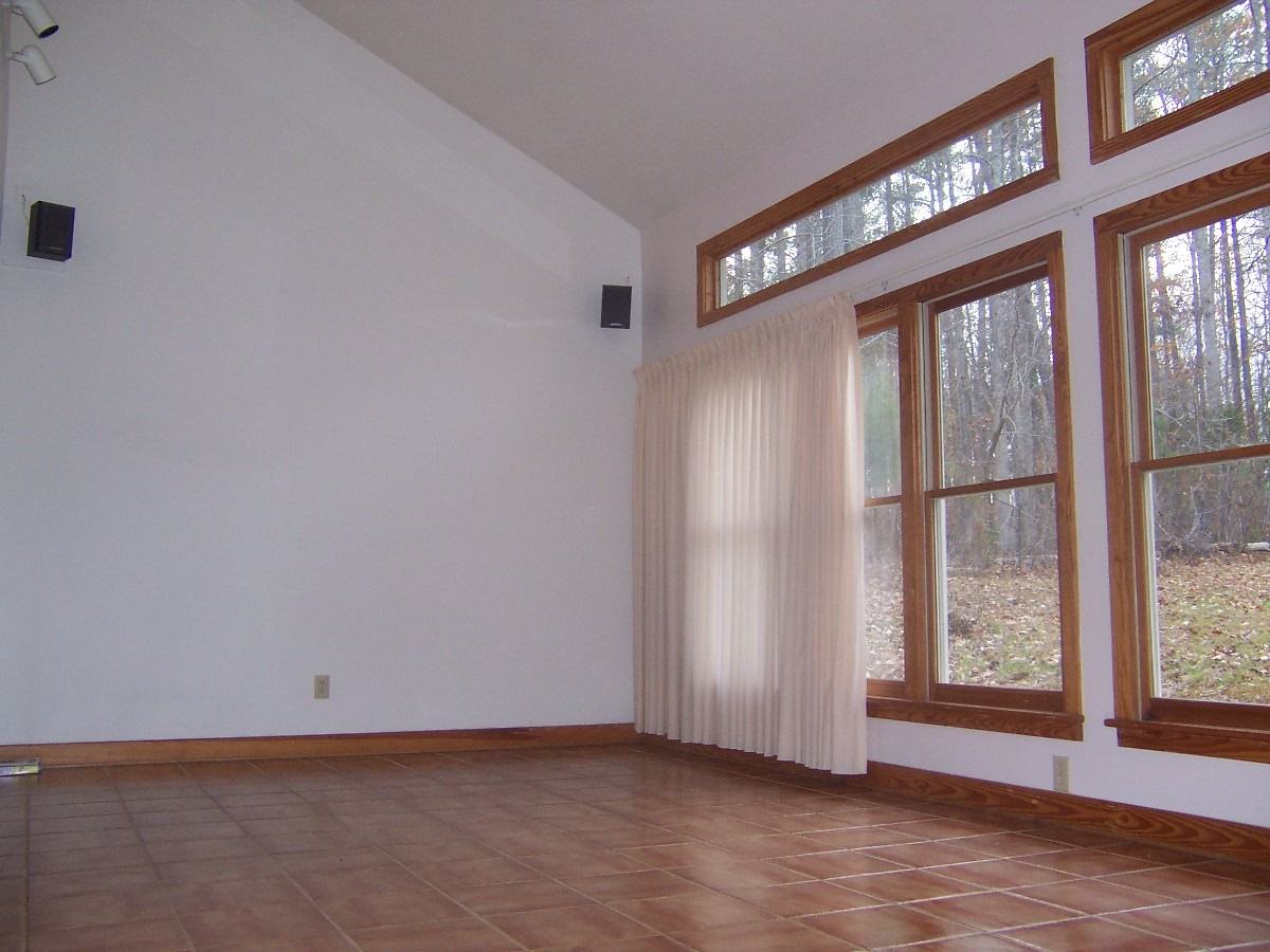 718A Whitney Ln #NA - Photo 2 of 11