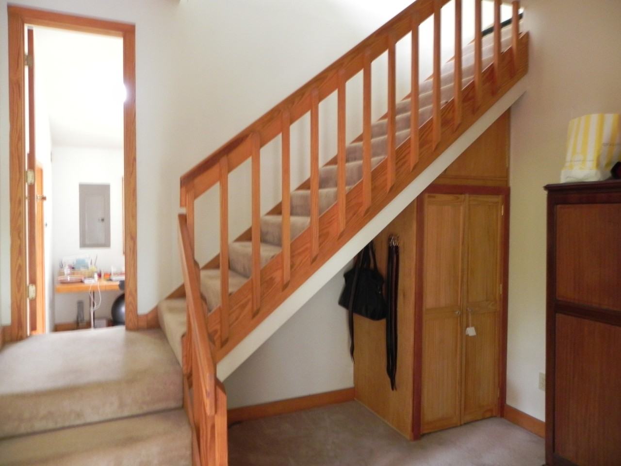 718A Whitney Ln #NA - Photo 4 of 11