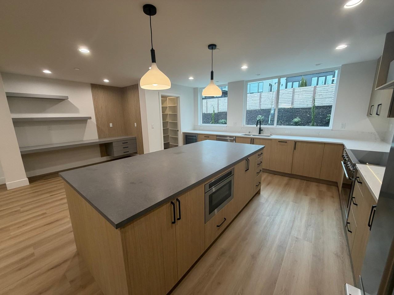 1720 Market St #A - Photo 3 of 17