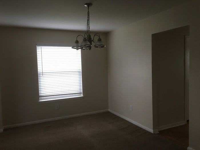 10515 Berclair Dr - Photo 5 of 17