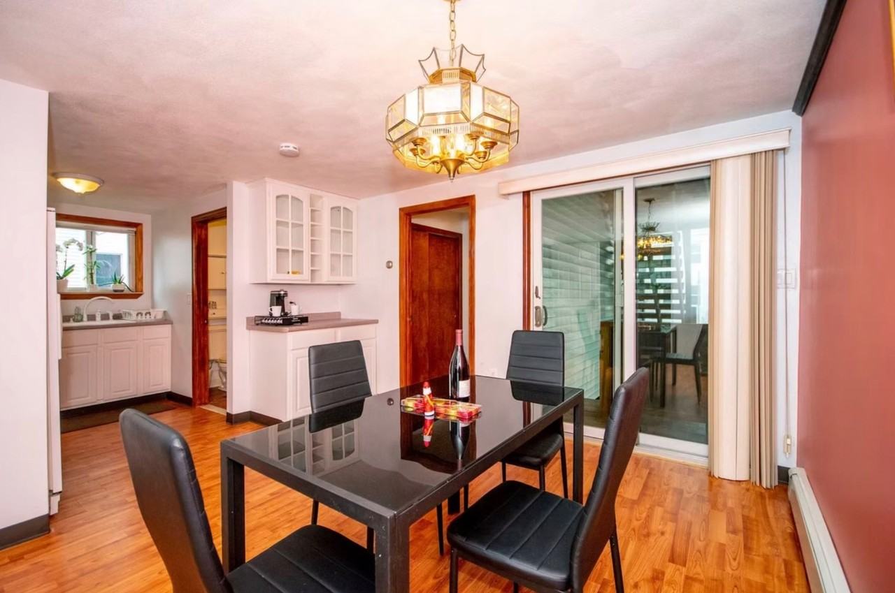 243 Princeton St - Photo 2 of 26