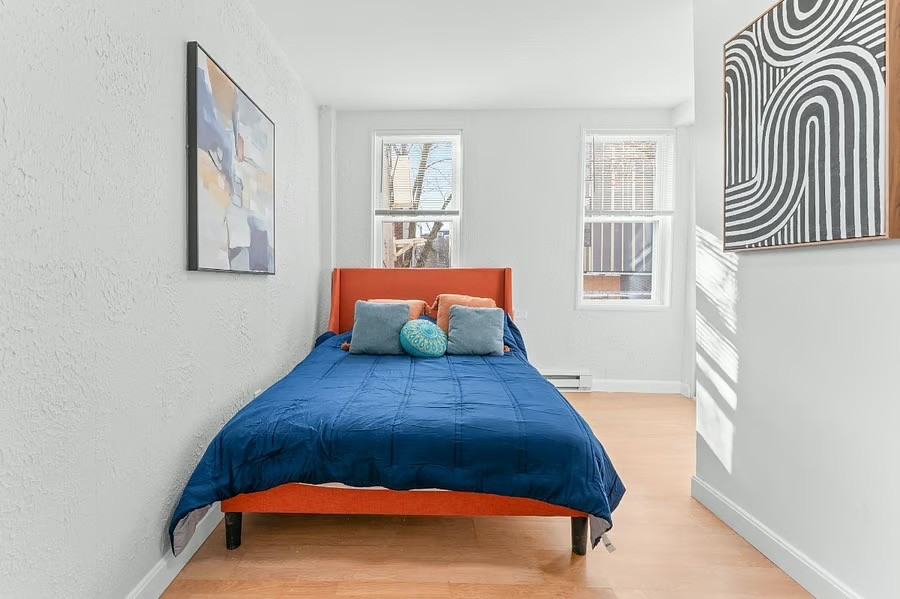 8 Everett St - Photo 6 of 10