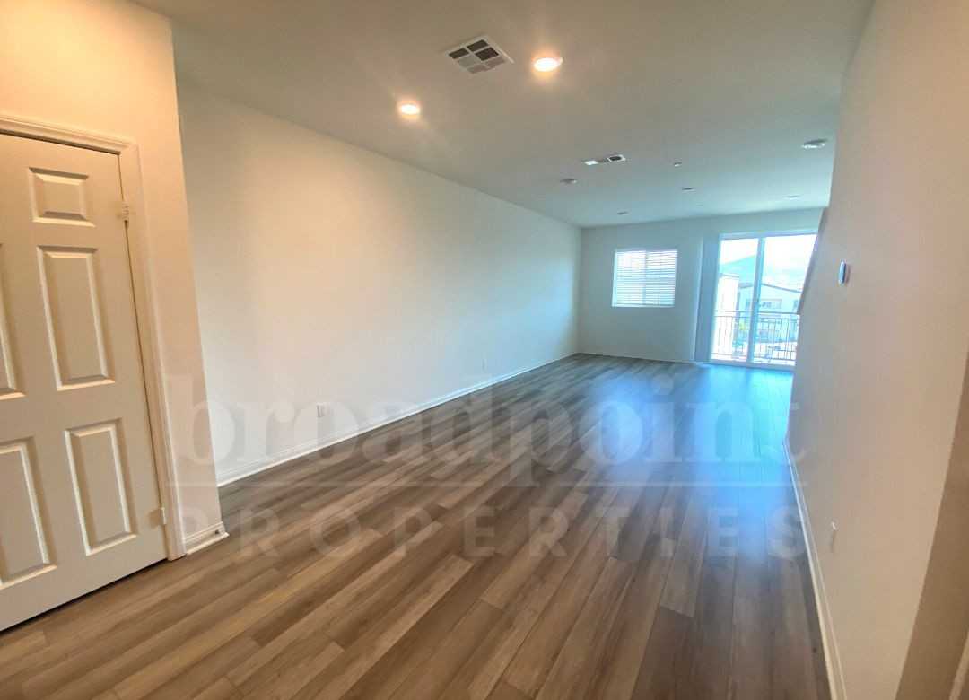 342 Fitzpatrick Rd #102 - Photo 3 of 13