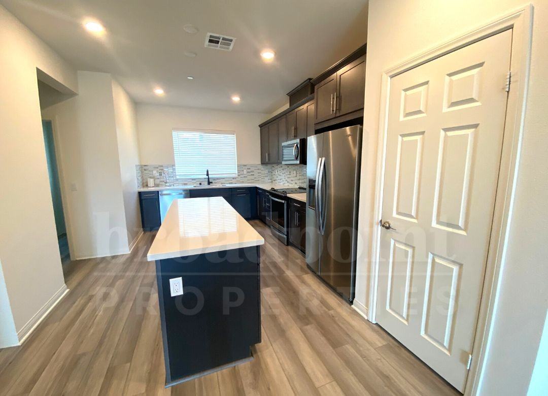 342 Fitzpatrick Rd #102 - Photo 6 of 13