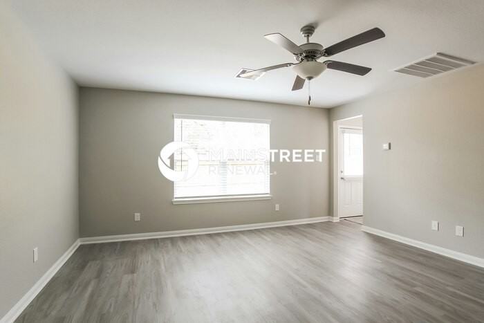 27084 Leonardo Dr - Photo 3 of 16