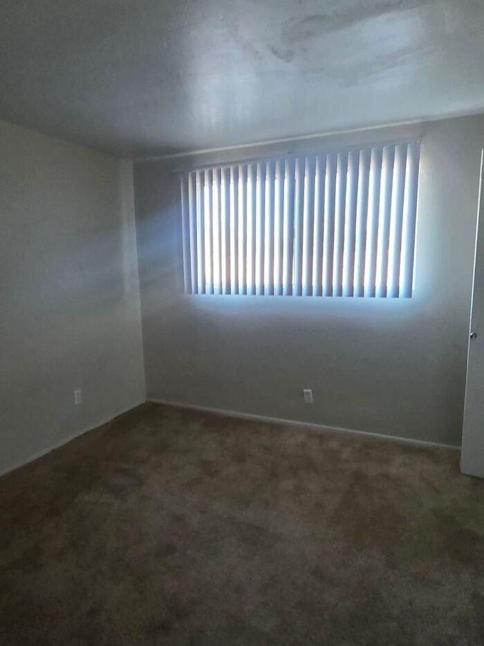 1510 N Craycroft Rd - Photo 6 of 17