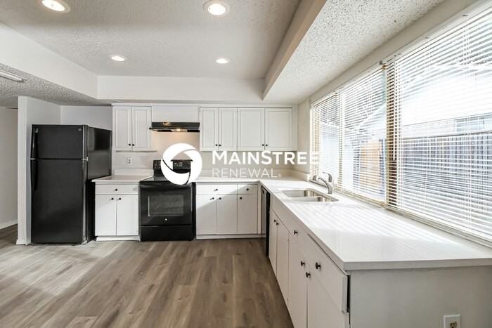 1514 Carnation Dr - Photo 6 of 16