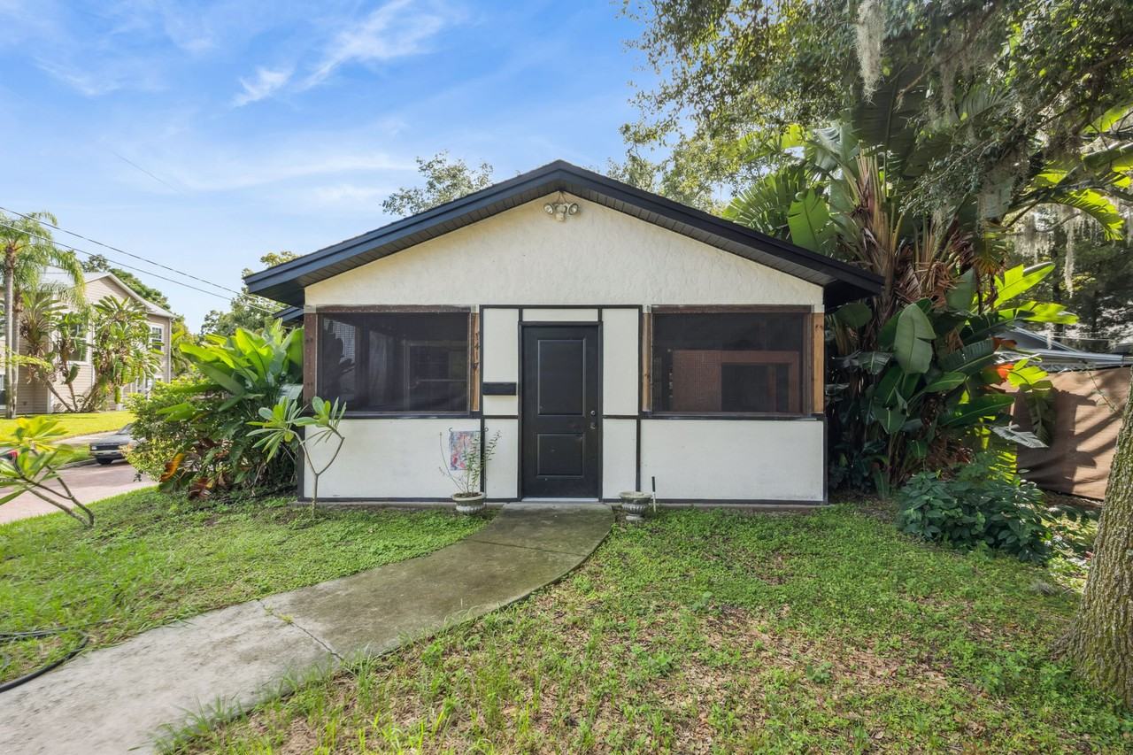 1417 Belgrade Ave #A - Photo 4 of 50