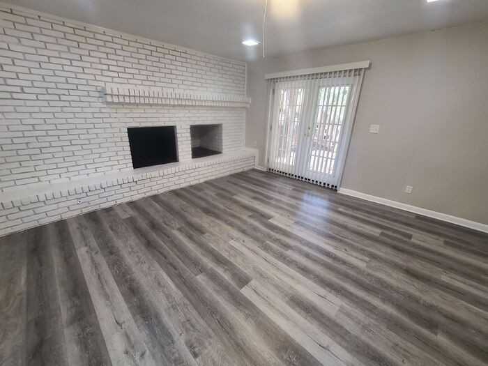 4014 William and Mary Court - Photo 3 of 24