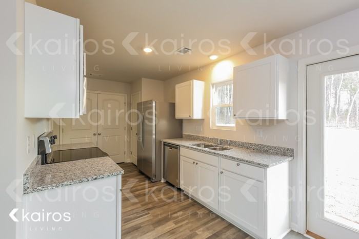 841 Vistamount Path - Photo 6 of 17