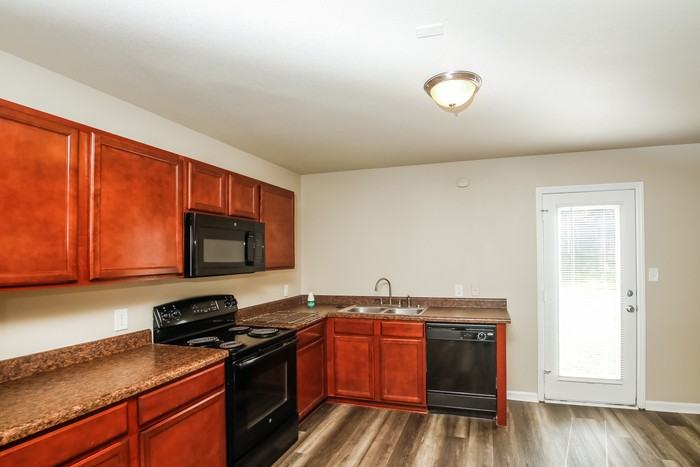 321 Counter Point Dr - Photo 7 of 12