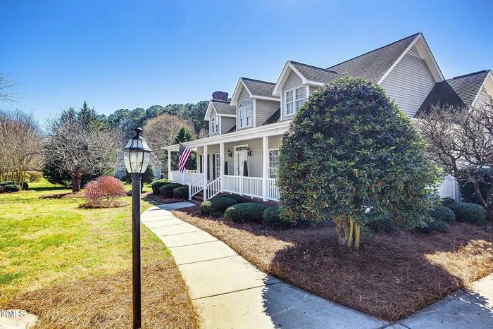 3337 Scarlet Oak Dr - Photo 2 of 28