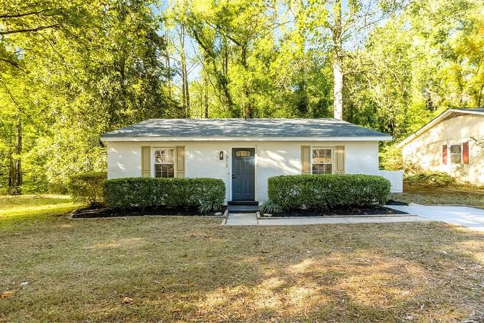 7313 Longstreet Dr - Photo 2 of 29