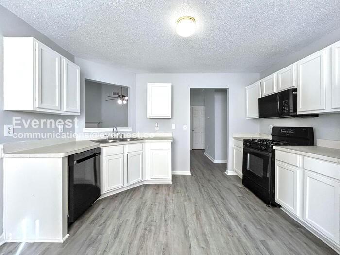 2766 High Tide Dr - Photo 3 of 27