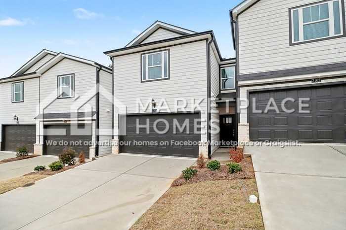 2103 Avalon Rdg - Photo 3 of 36